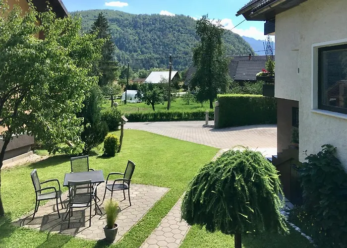 Apartment Milena Nomenj